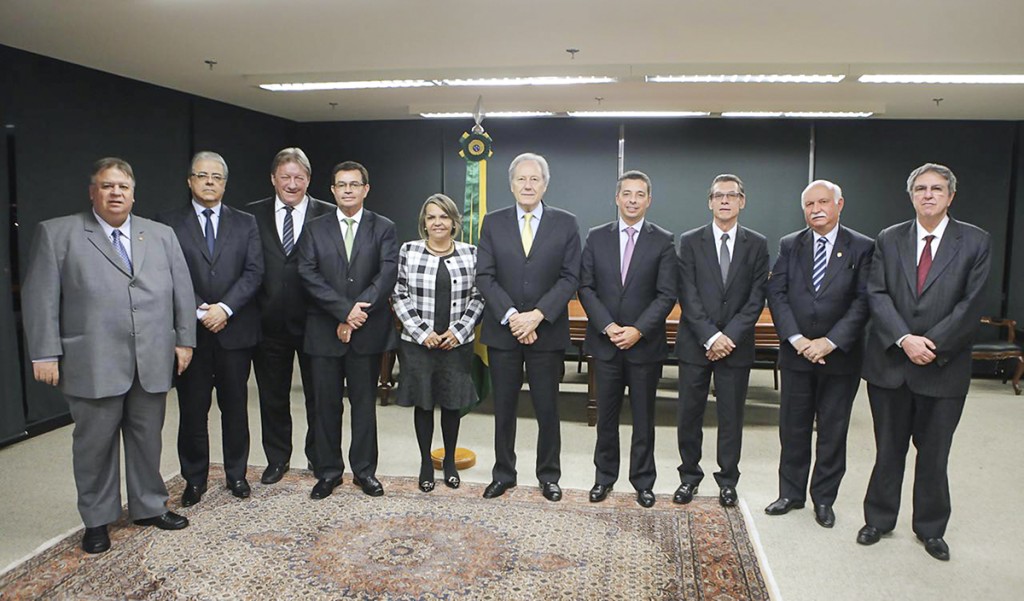 cezarinete-angelim-participa-de-reunia- em-brasilia-com-ricardo-lewandowski-jun16