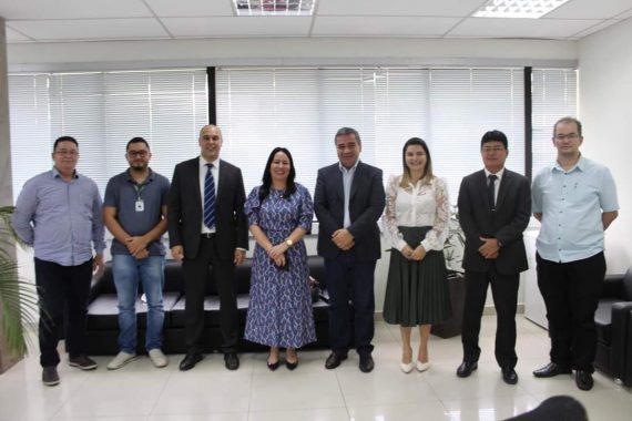 Equipe da Corregedoria com representantes da Defensoria Pública