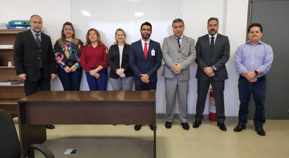 Equipe da Coger pousando para a foto