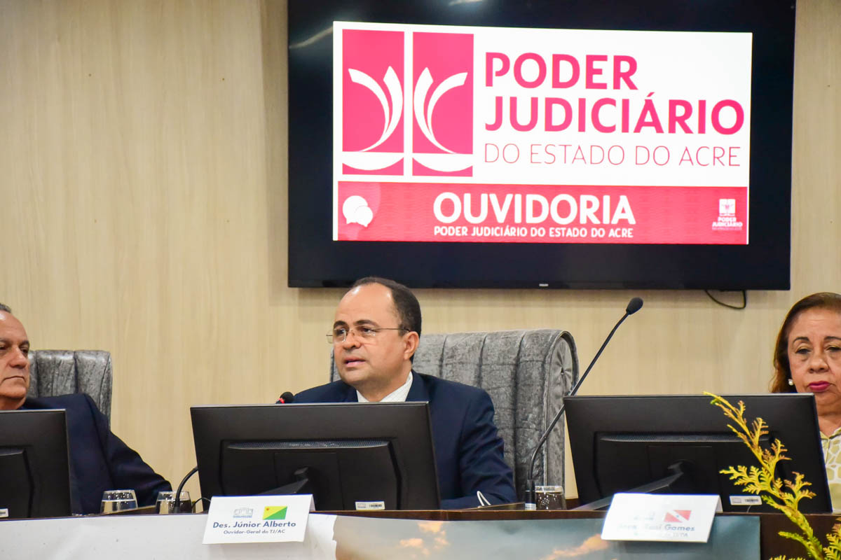 JUDICIÁRIO E OAB - Ouvidor-geral do TJRR propõe integração entre