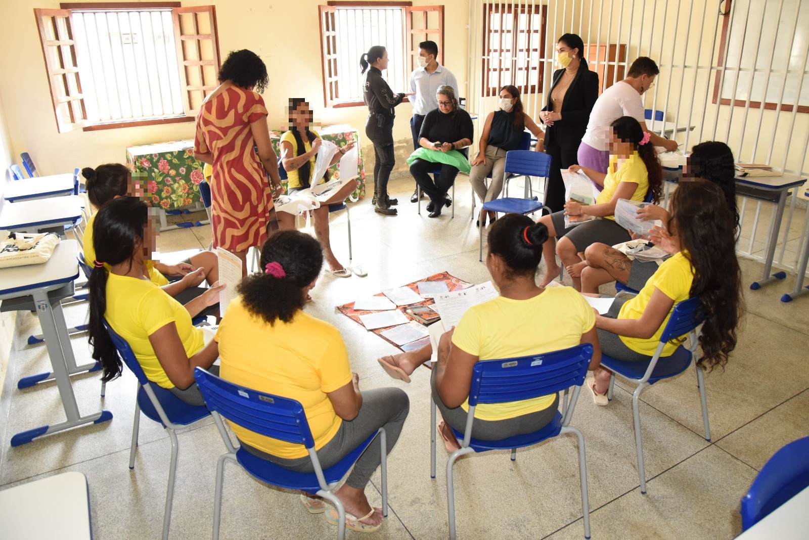 Grupo de Monitoramento e Fiscalização do Sistema Carcerário do Tribunal de Justiça do Acre acompanhando equipe do Tribunal de Justiça do Amazonas para conhecer projetos sociais na Unidade de Regime Fechado Feminina de Rio Branco